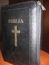 Biblia (coperta imitatie din piele, cu fermoar)